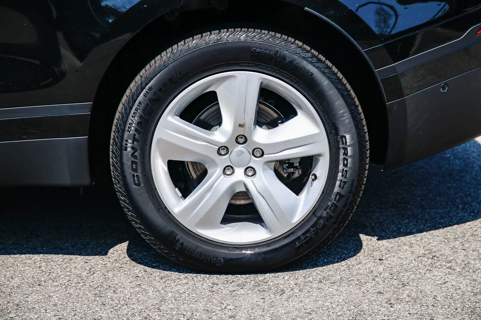 Thumbnail: 2025 Land Rover Range Rover Velar - 8