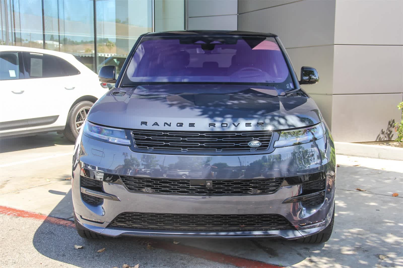 Thumbnail: 2023 Land Rover Range Rover Sport - 2