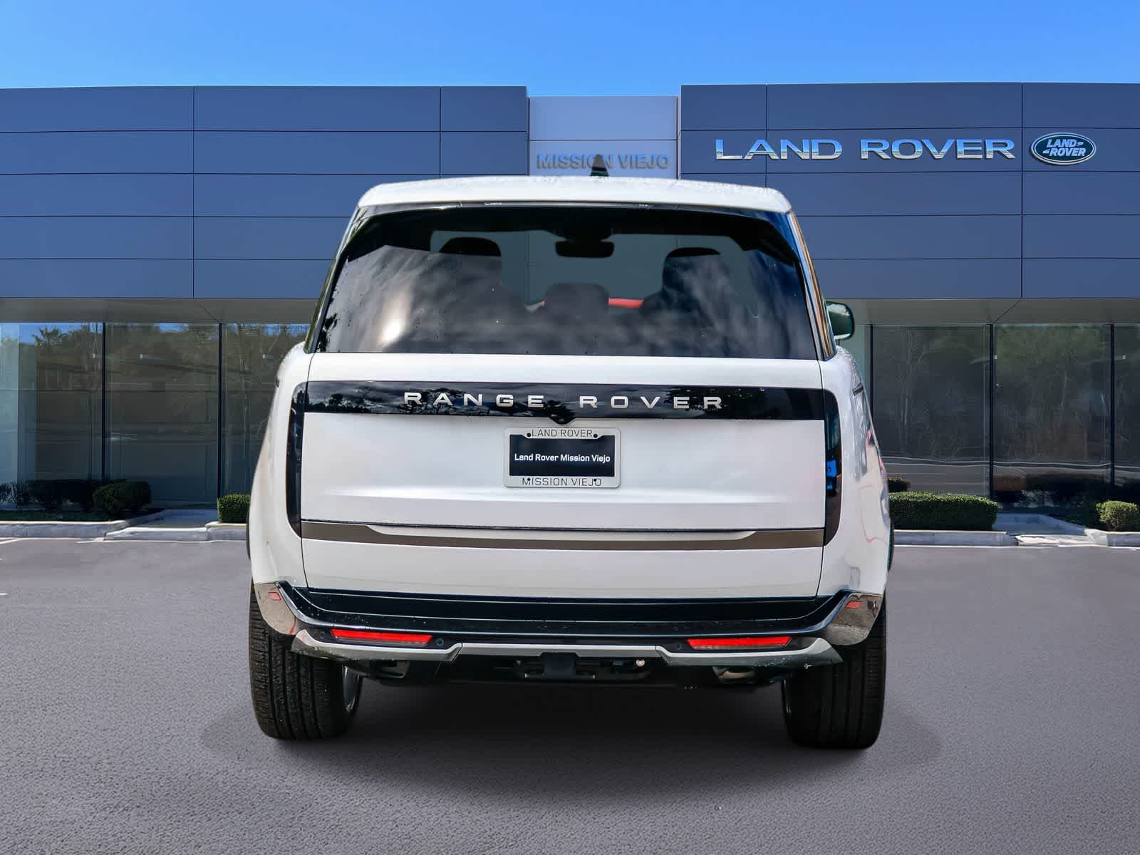 Thumbnail: 2026 Land Rover Range Rover - 5