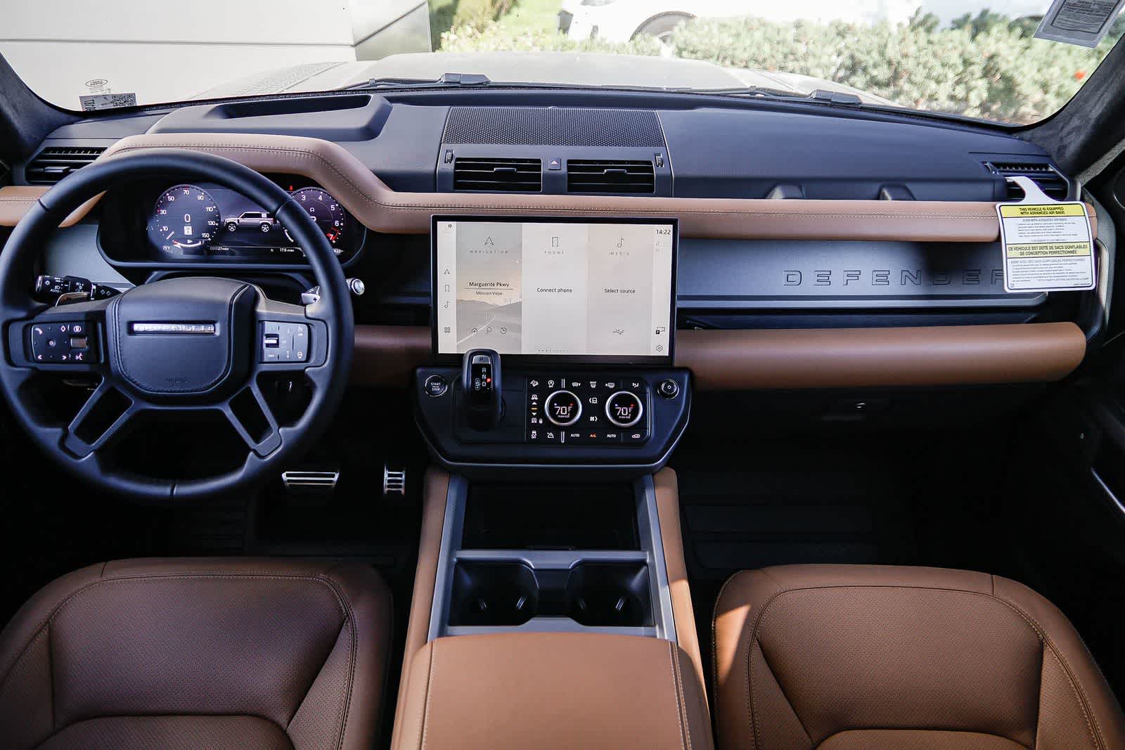 Thumbnail: 2026 Land Rover Defender - 7