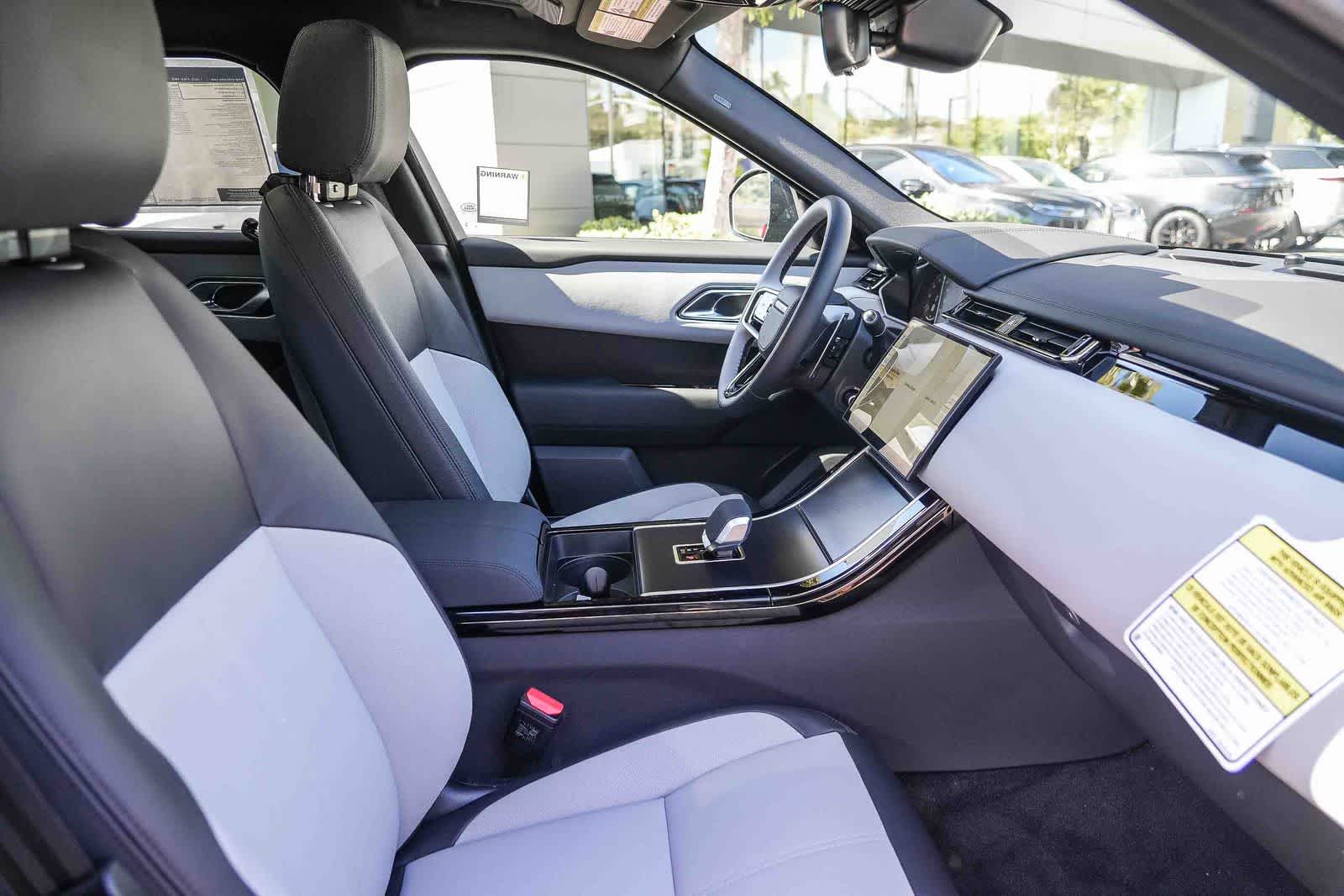 Thumbnail: 2026 Land Rover Range Rover Velar - 16