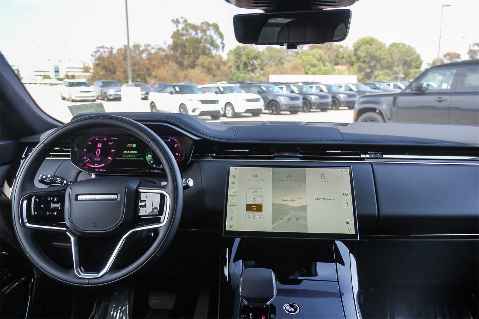 Thumbnail: 2025 Land Rover Range Rover Sport - 12