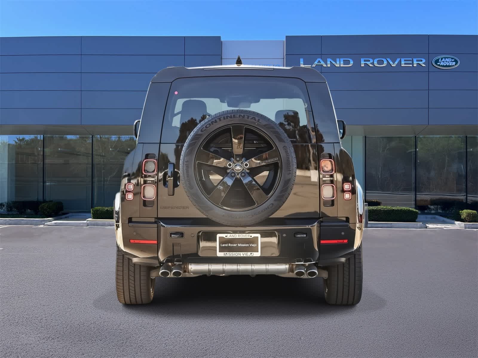 Thumbnail: 2025 Land Rover Defender - 5