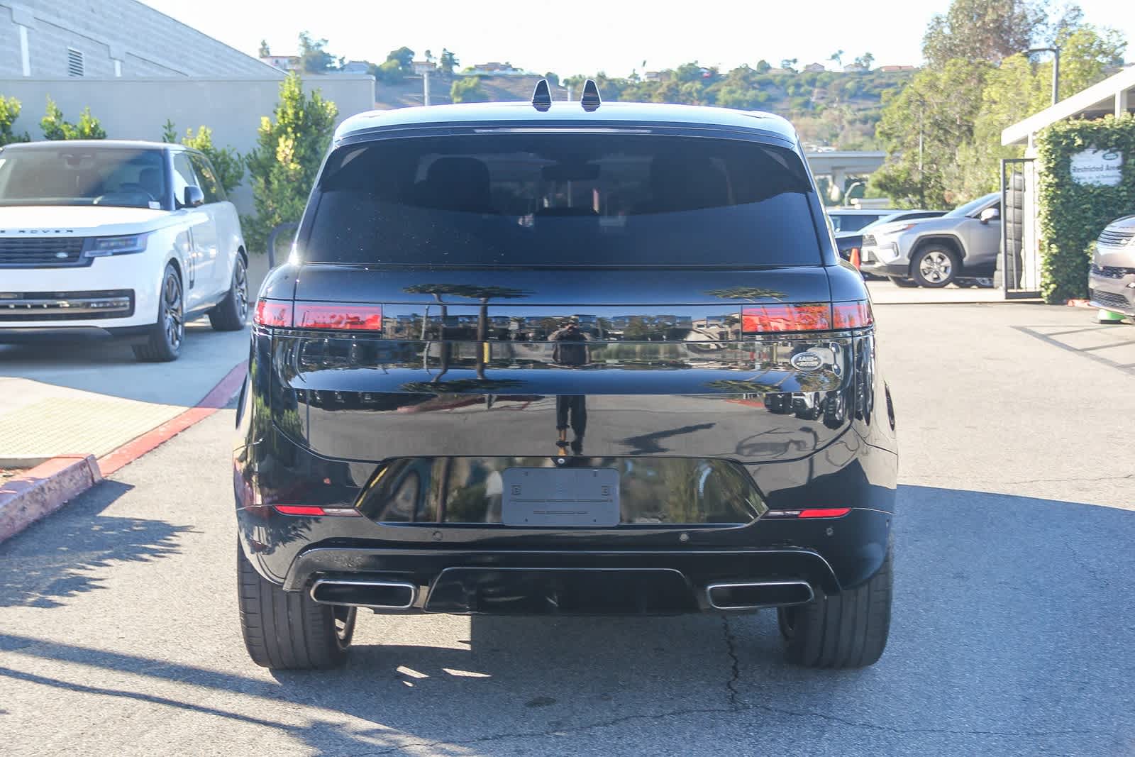 Thumbnail: 2023 Land Rover Range Rover Sport - 5