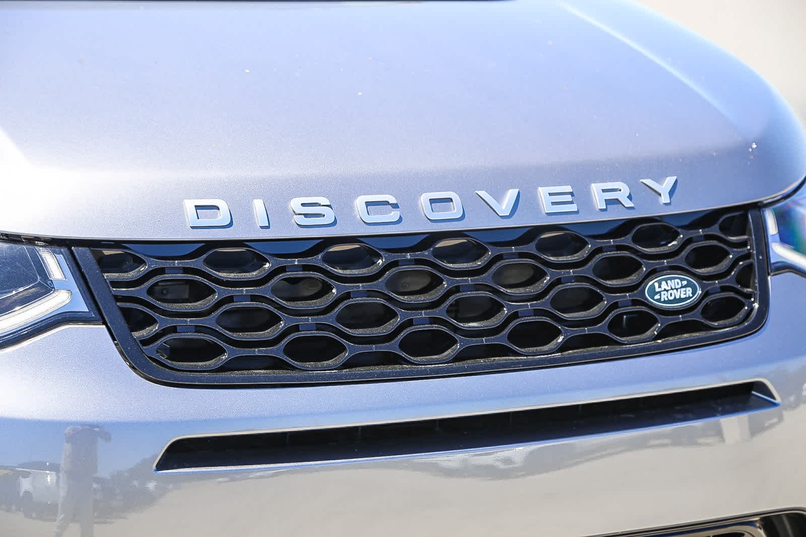 Thumbnail: 2025 Land Rover Discovery Sport - 5