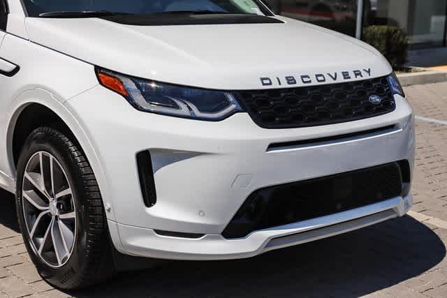 Thumbnail: 2024 Land Rover Discovery Sport - 5