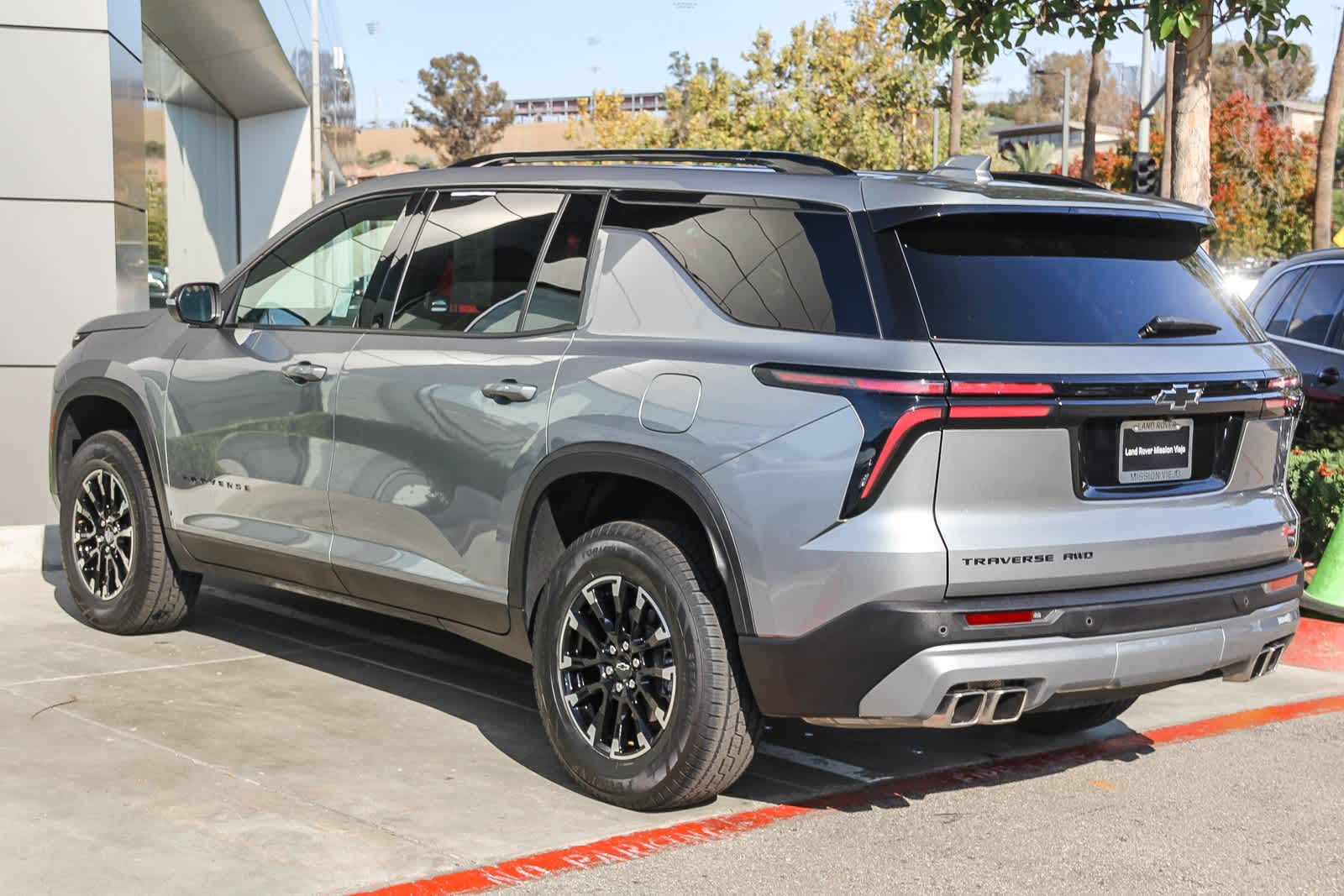 Thumbnail: 2025 Chevrolet Traverse - 4