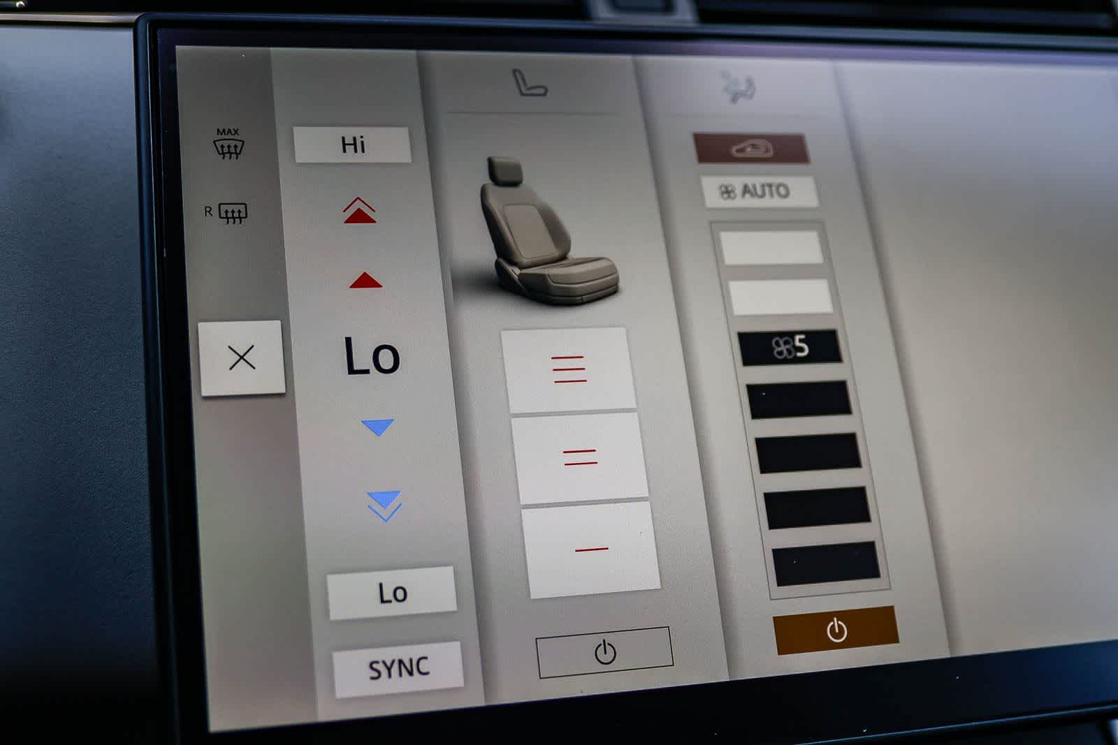 Thumbnail: 2026 Land Rover Range Rover Evoque - 27