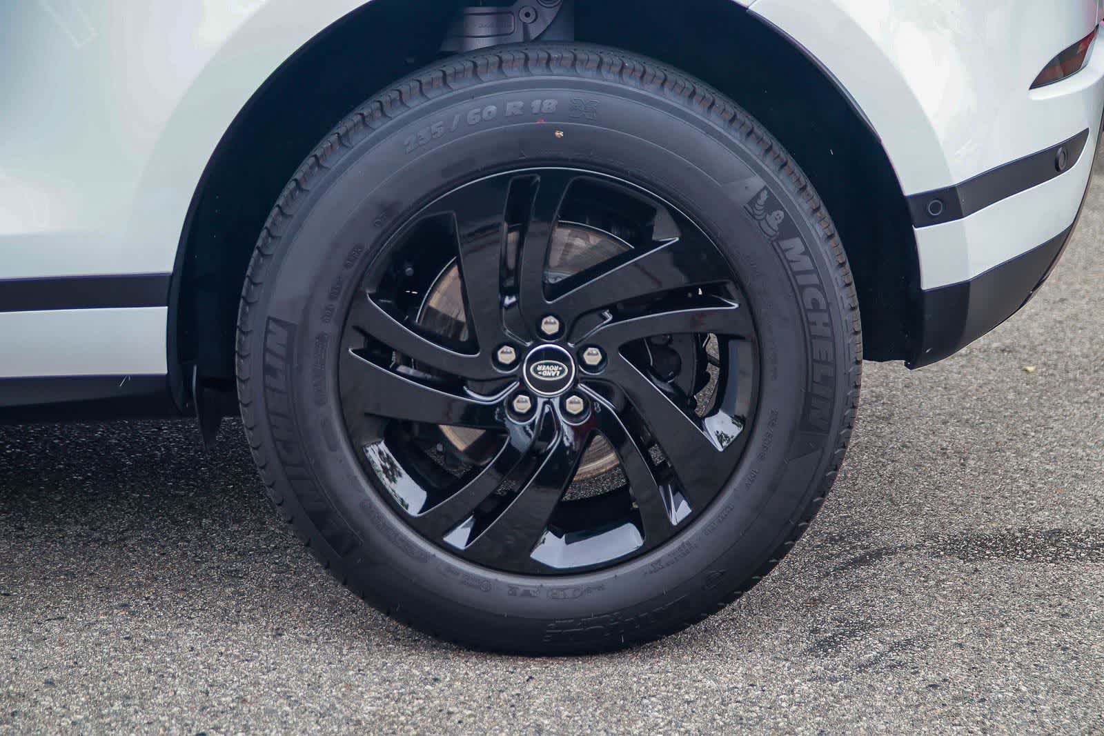 Thumbnail: 2026 Land Rover Range Rover Evoque - 8