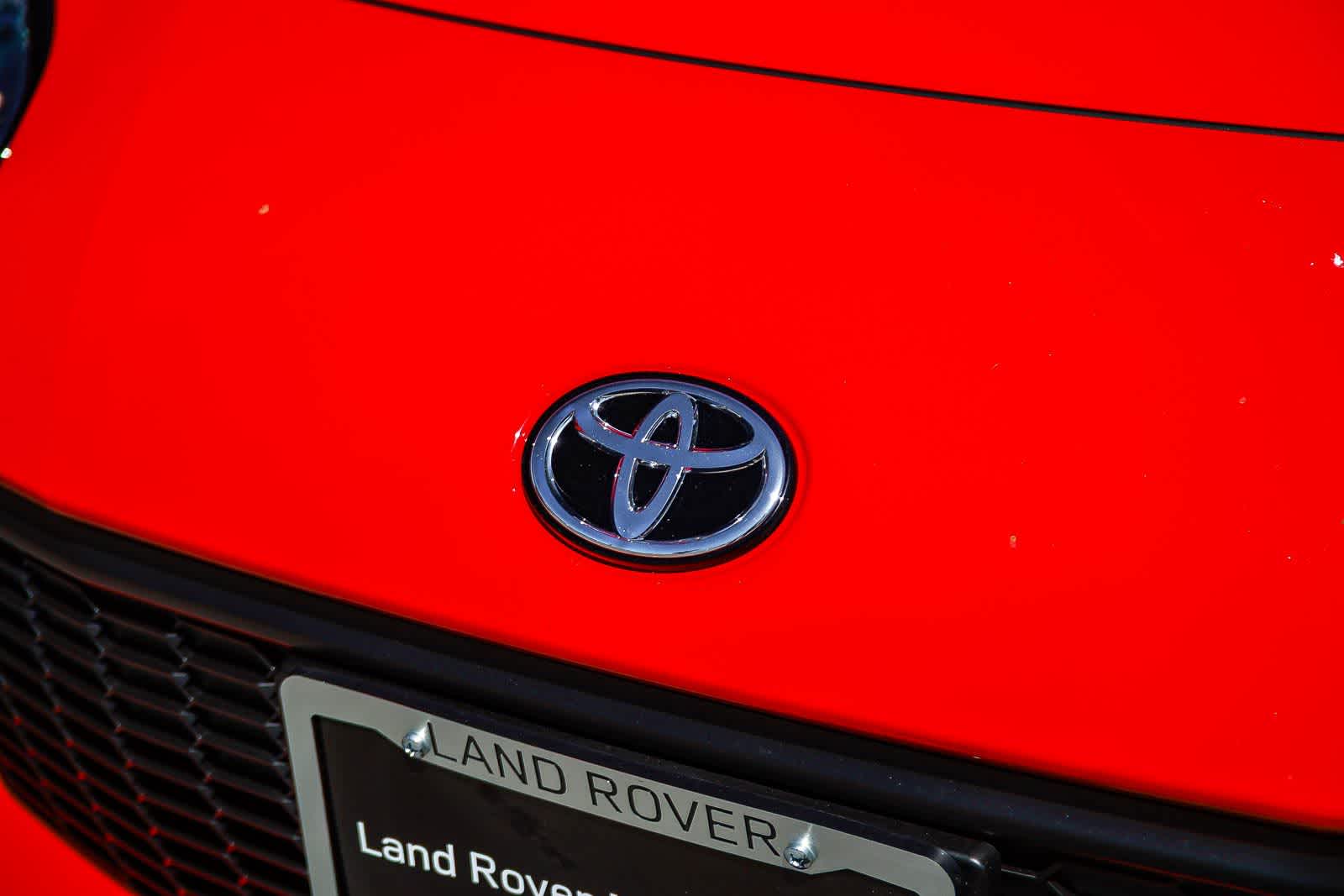 Thumbnail: 2023 Toyota GR86 - 11