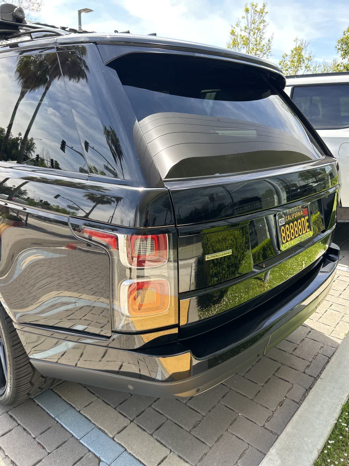 Thumbnail: 2019 Land Rover Range Rover - 20