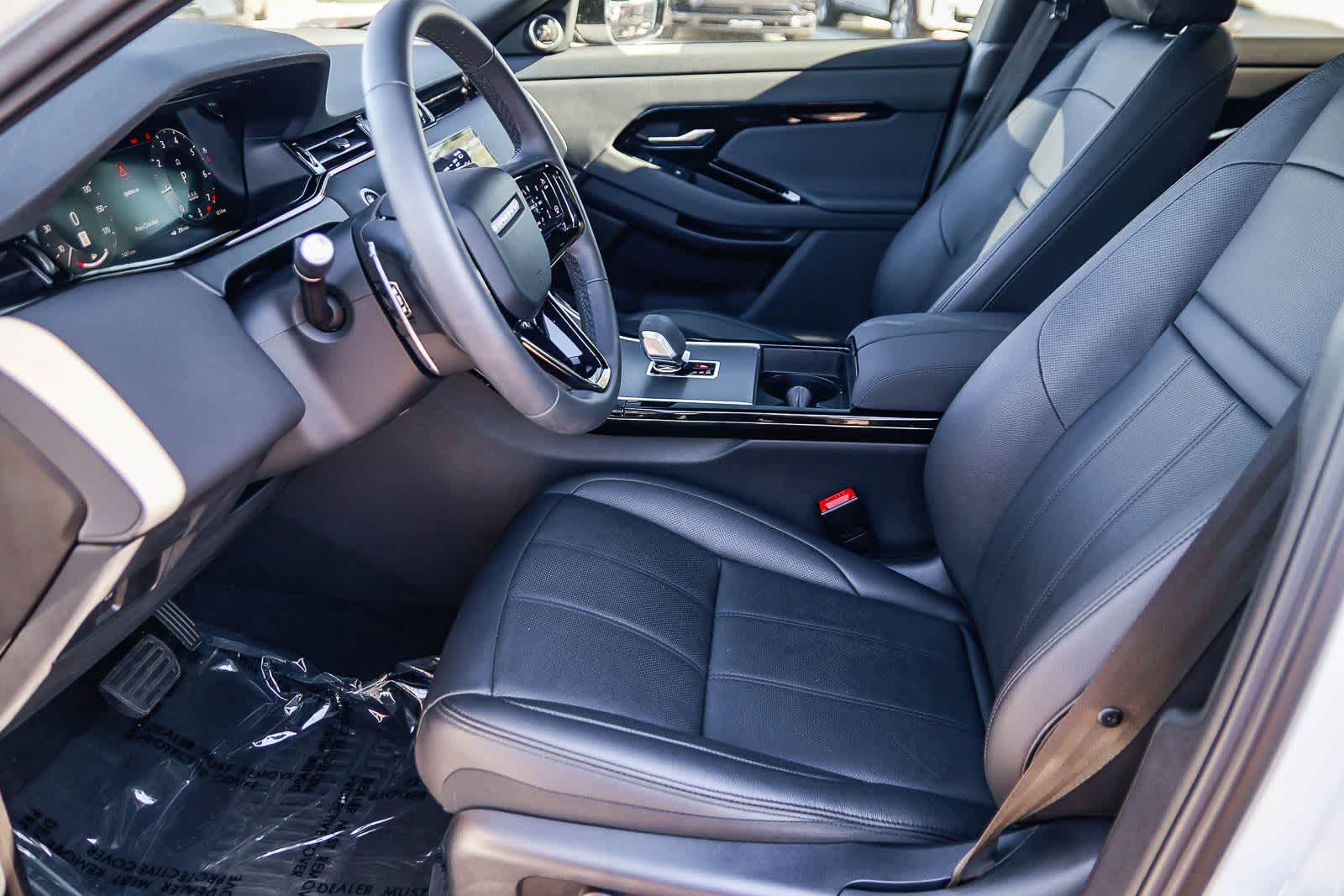 Thumbnail: 2026 Land Rover Range Rover Evoque - 19