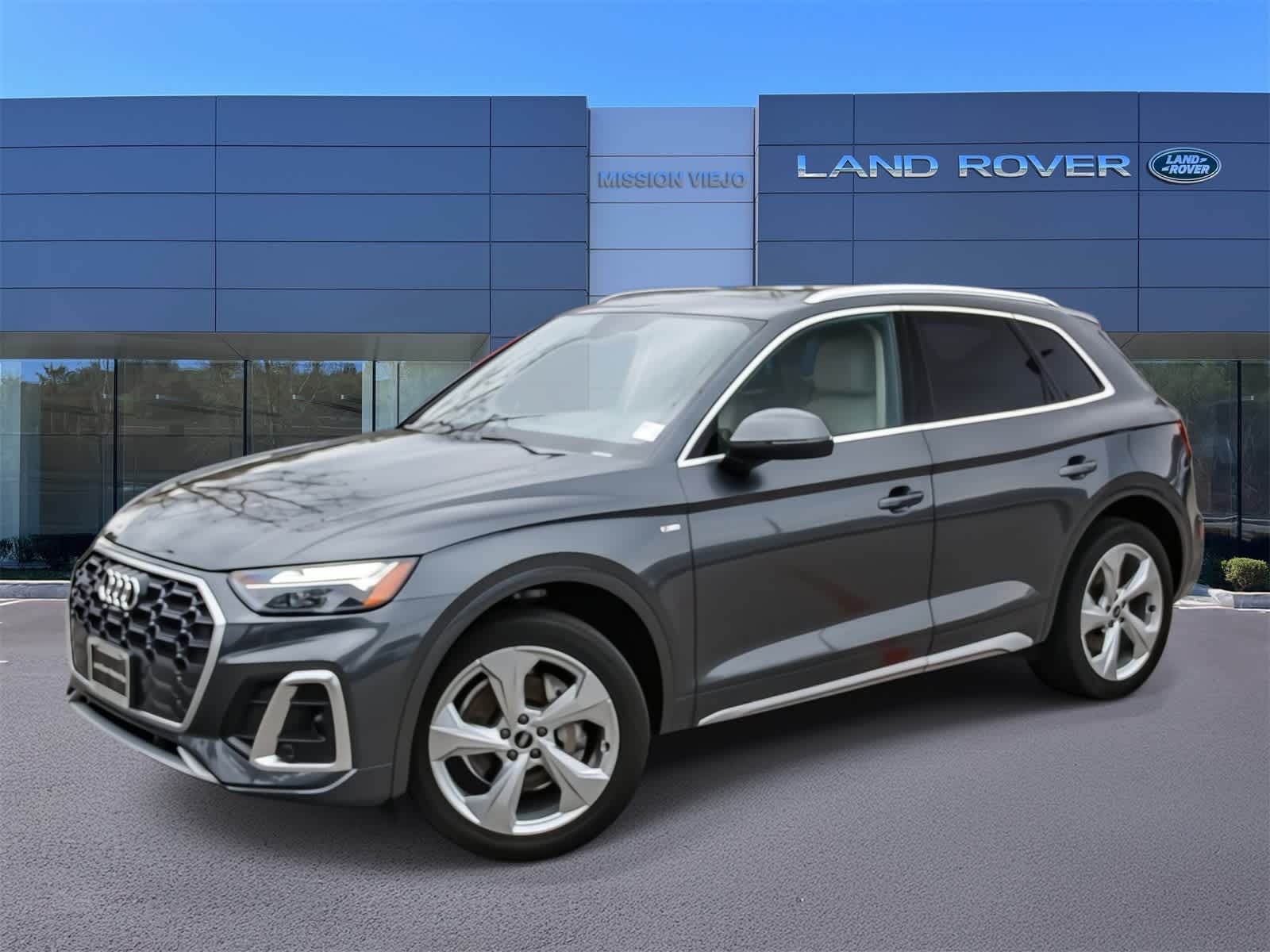 Thumbnail: 2023 Audi Q5 - 1