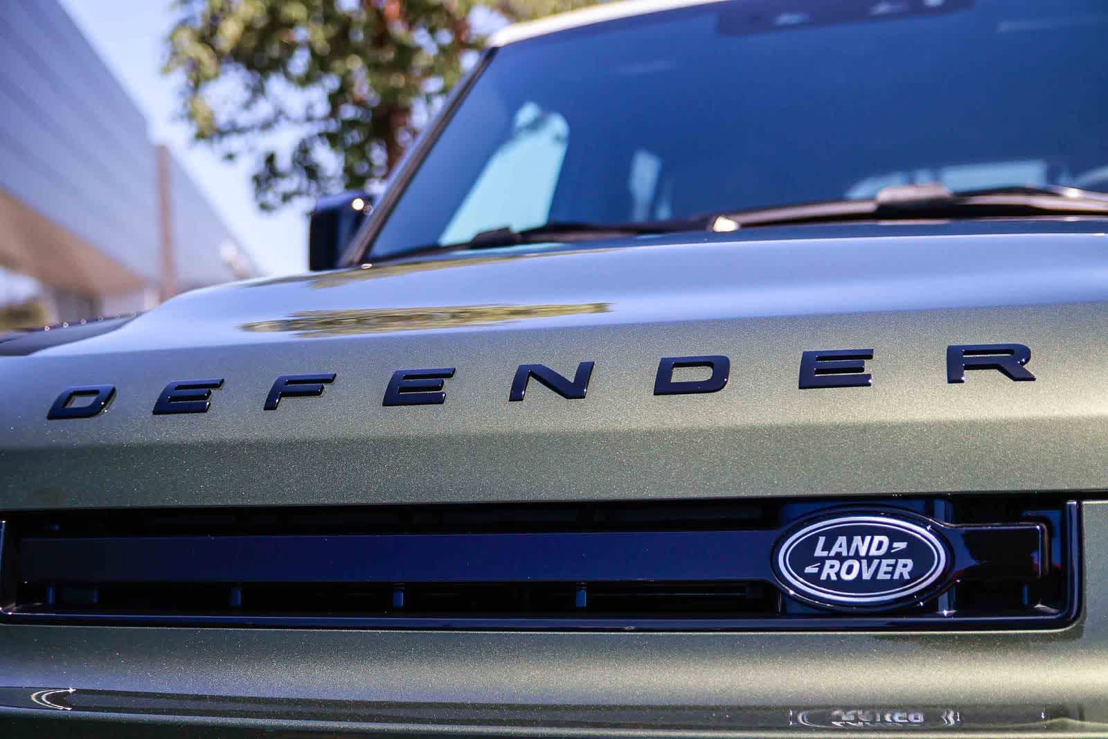 Thumbnail: 2026 Land Rover Defender - 11