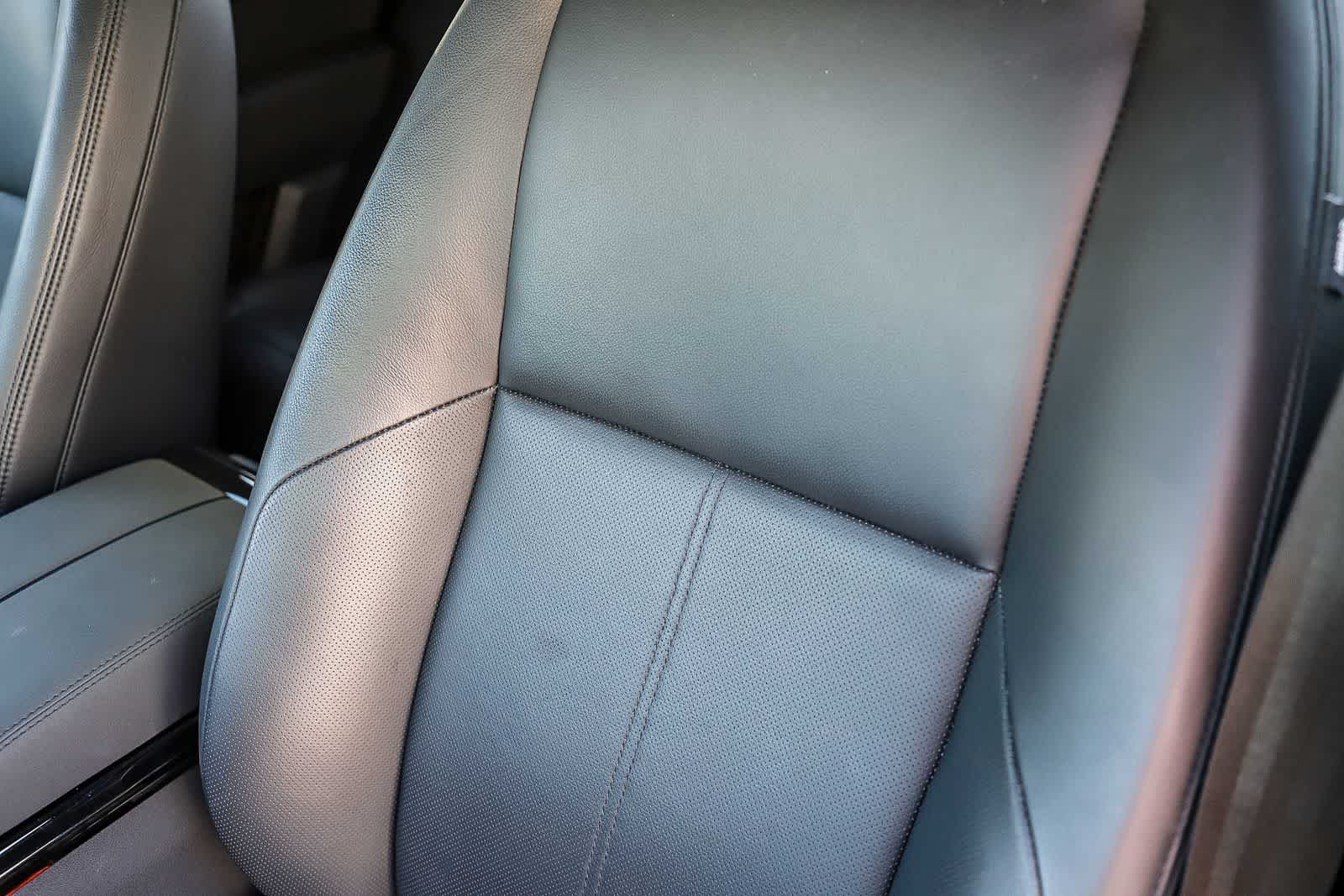 Thumbnail: 2025 Land Rover Range Rover Velar - 22