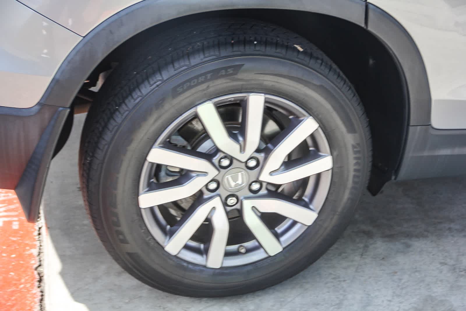 Thumbnail: 2020 Honda Pilot - 10