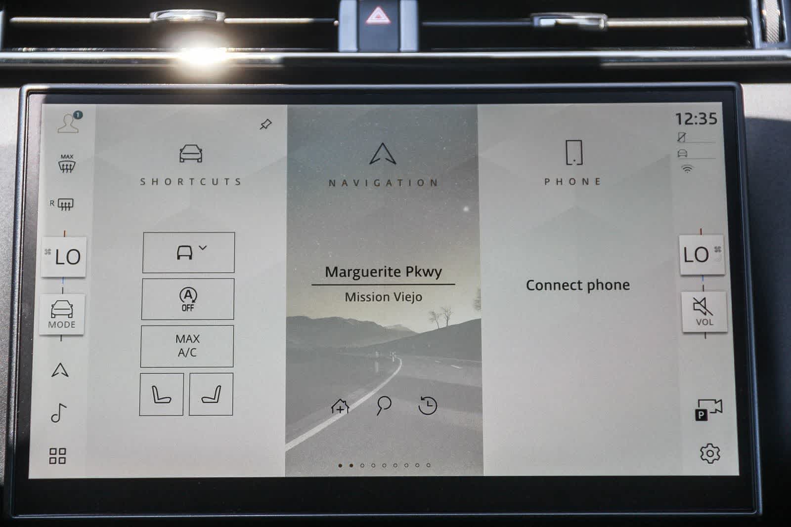 Thumbnail: 2026 Land Rover Range Rover Velar - 13