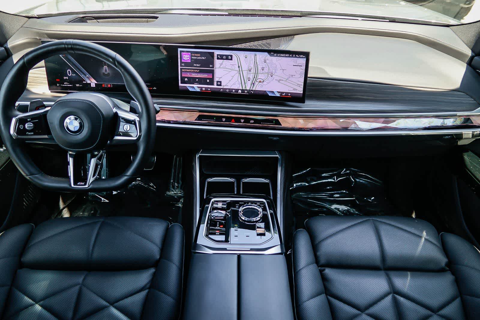 Thumbnail: 2024 BMW 7 Series - 12