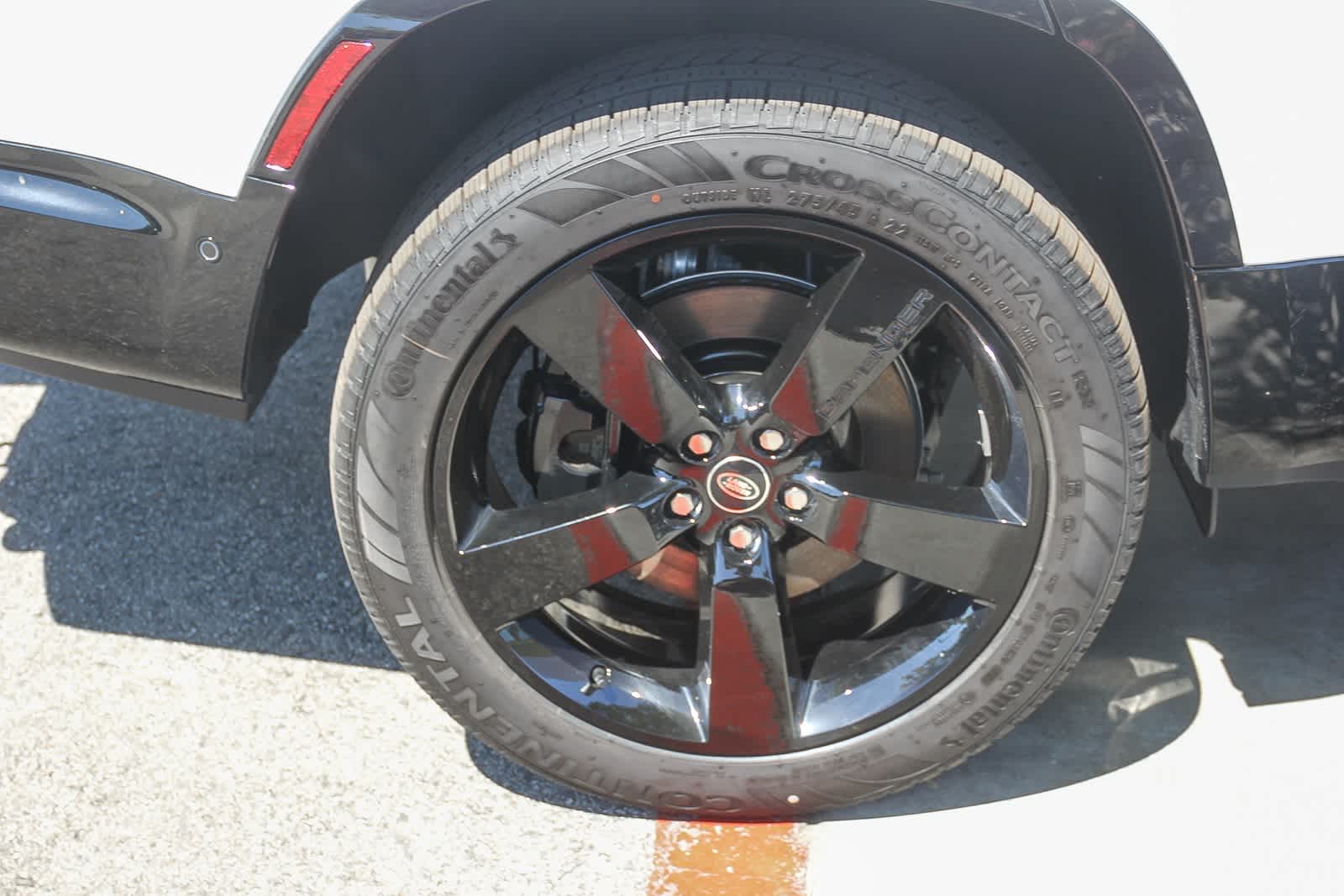 Thumbnail: 2025 Land Rover Defender - 8