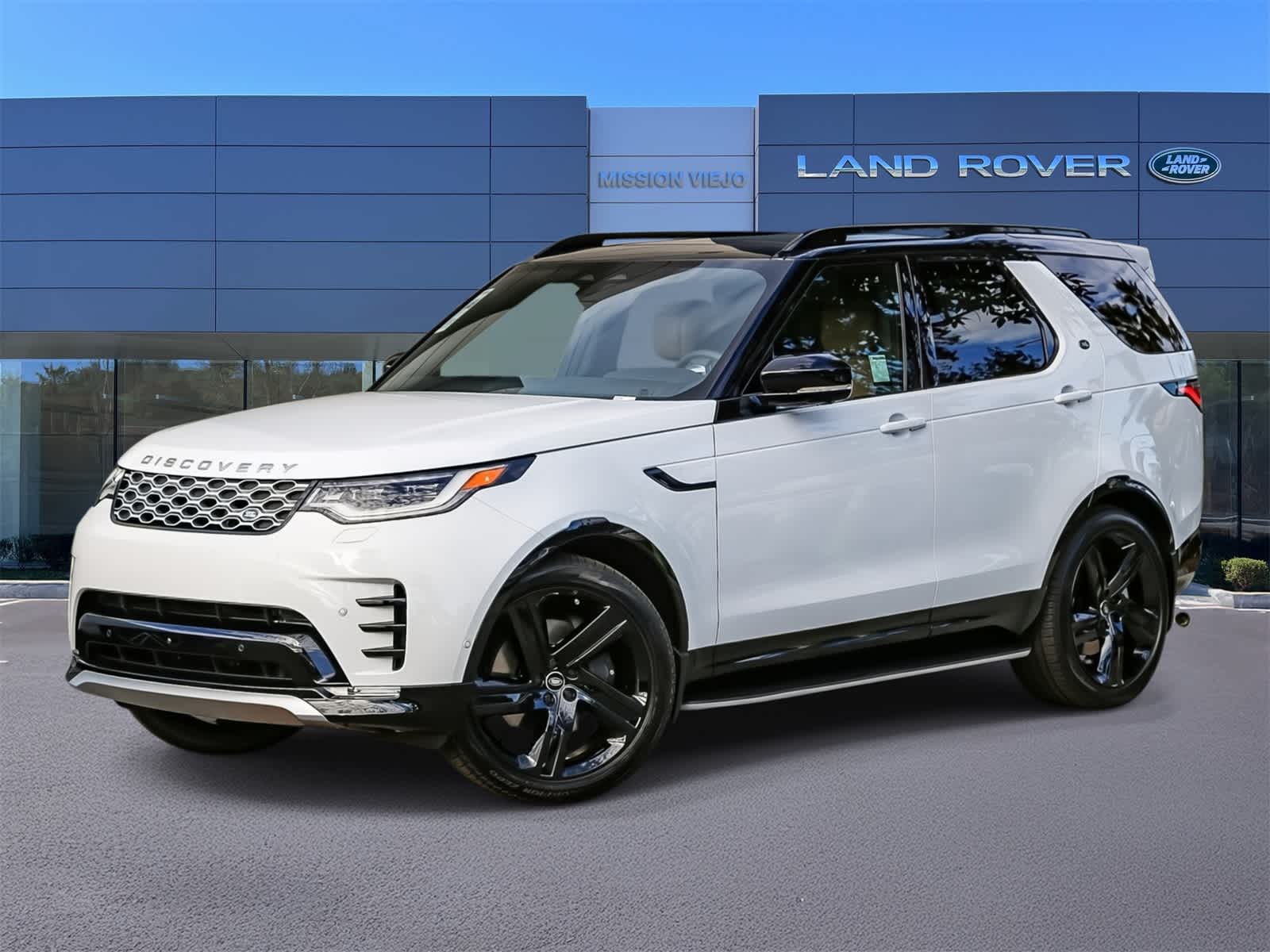 2026 Land Rover Discovery  -
                  Mission Viejo, CA