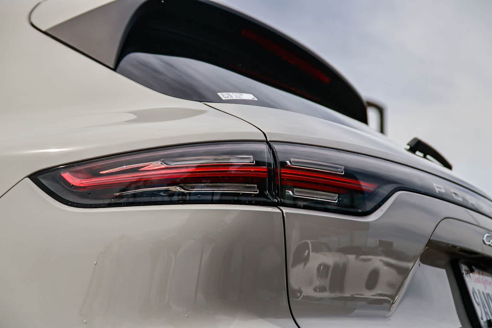 Thumbnail: 2022 Porsche Cayenne - 7