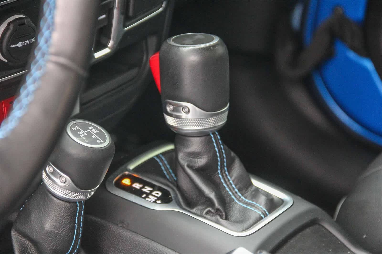 Thumbnail: 2022 Jeep Wrangler - 16