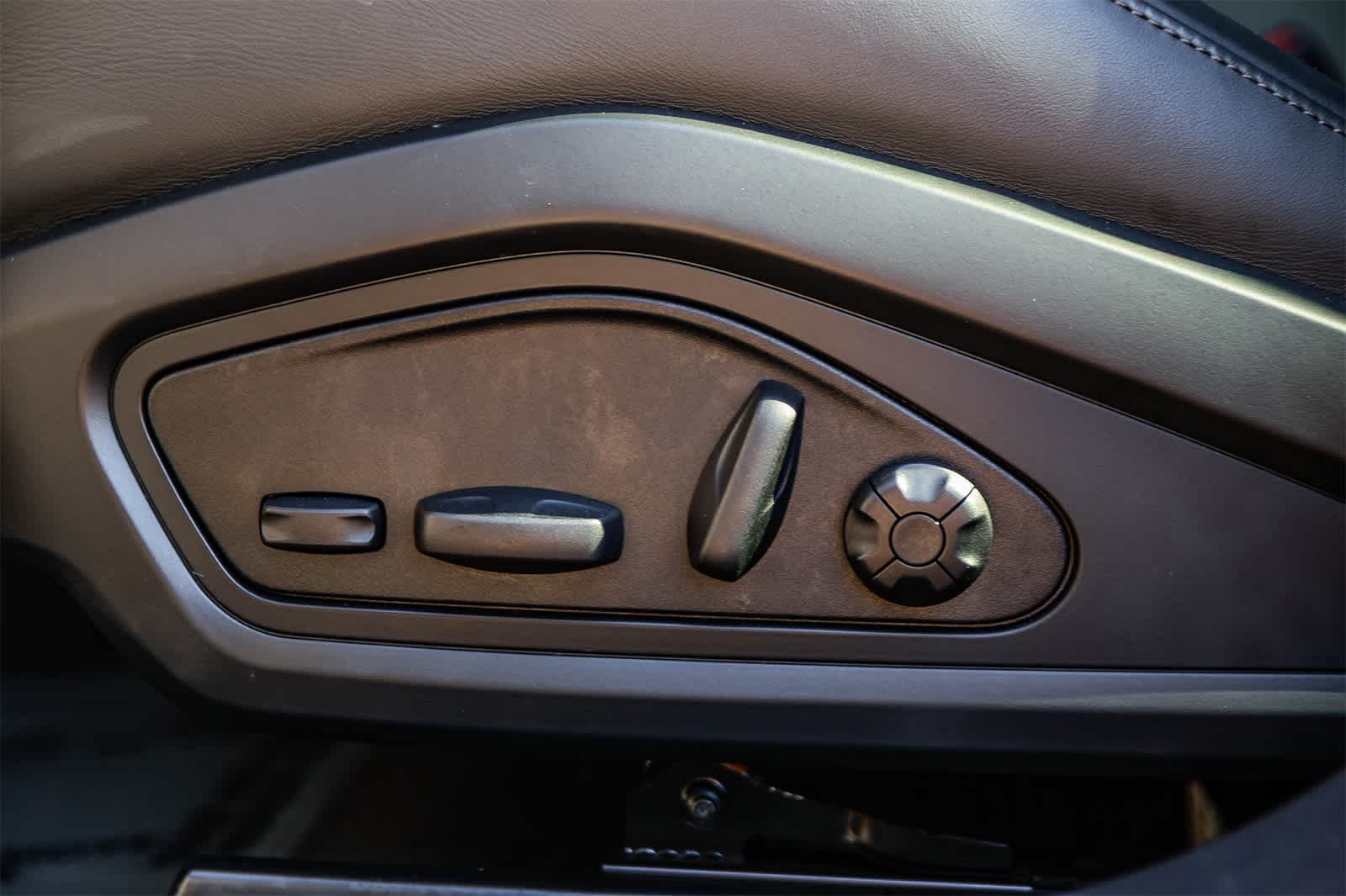 Thumbnail: 2024 Audi RS e-tron GT - 24