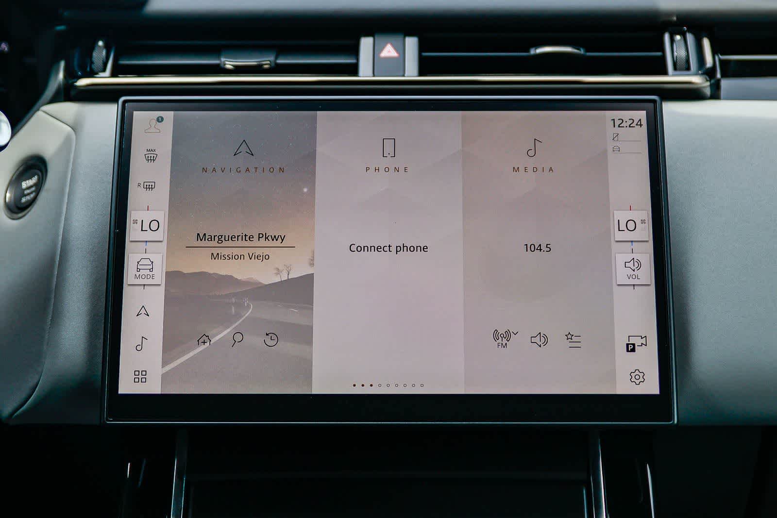 Thumbnail: 2026 Land Rover Range Rover Velar - 14