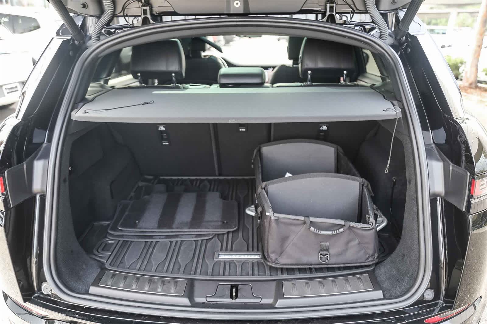 Thumbnail: 2020 Land Rover Range Rover Evoque - 27