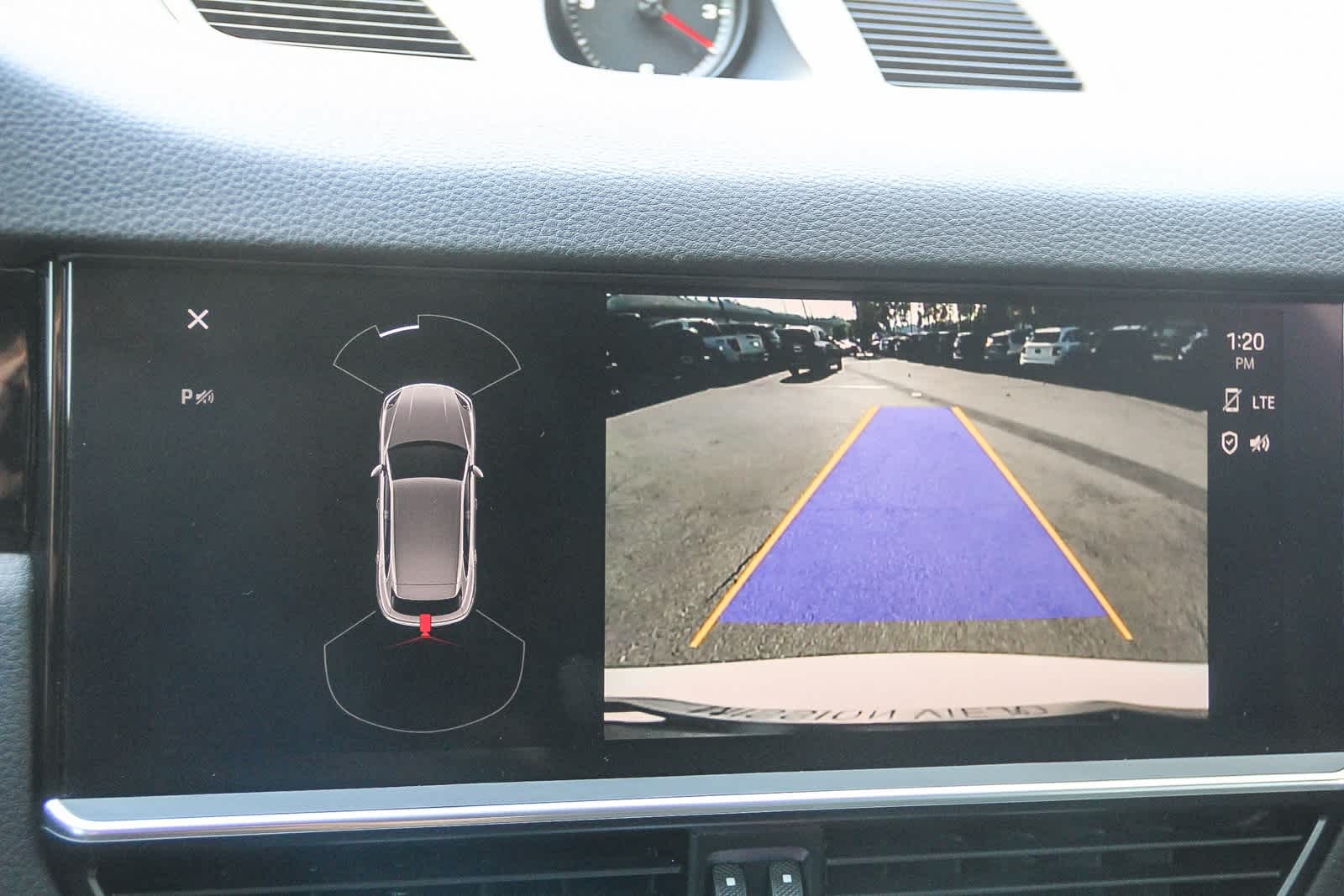 Thumbnail: 2023 Porsche Cayenne - 24