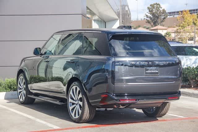 Thumbnail: 2025 Land Rover Range Rover - 6