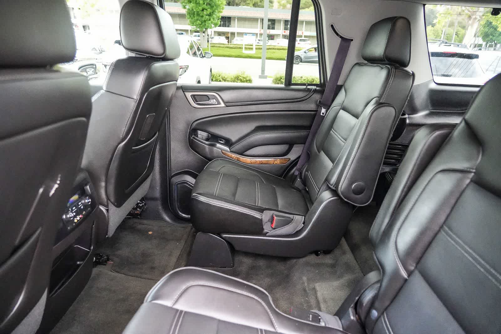 Thumbnail: 2016 GMC Yukon - 17