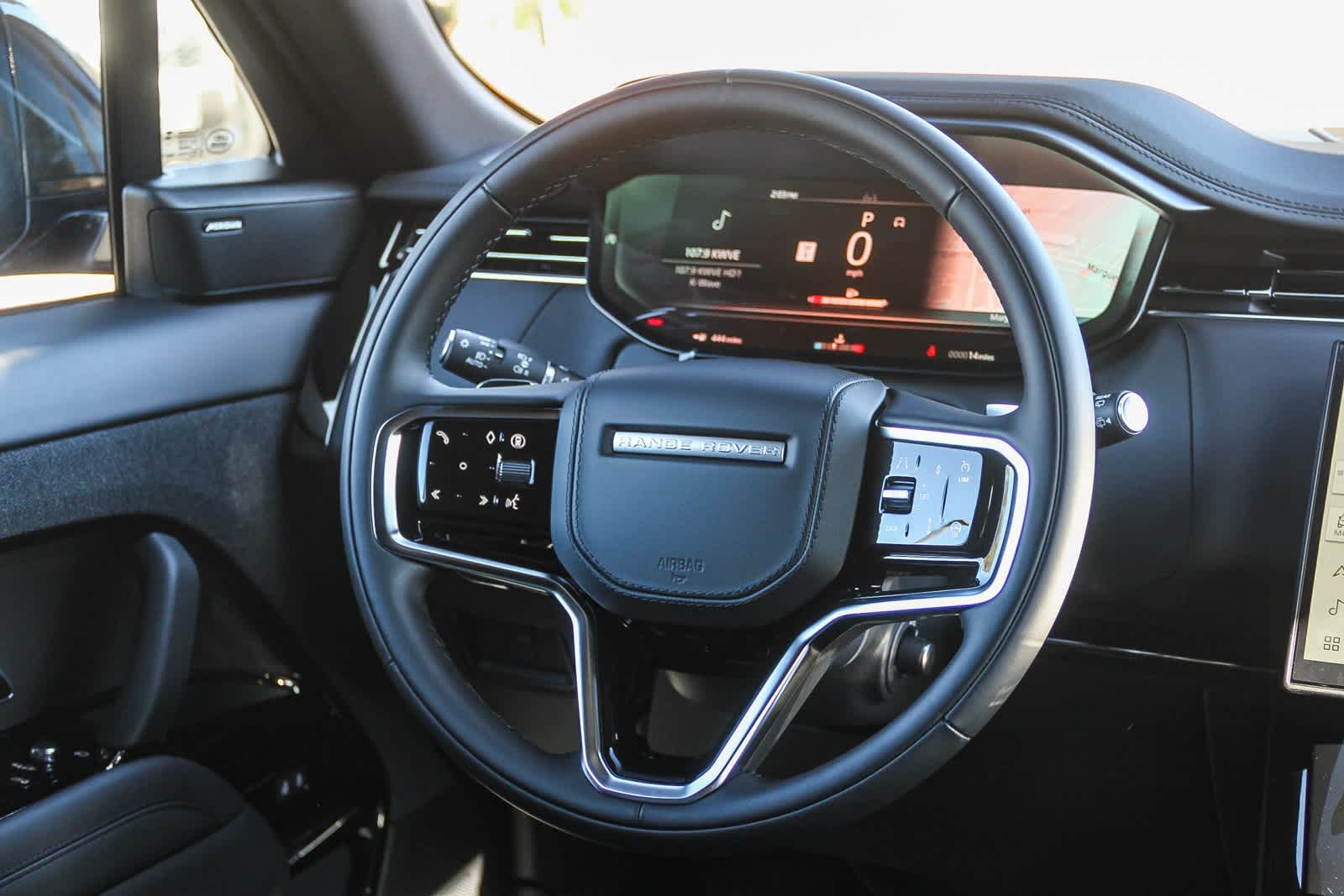 Thumbnail: 2025 Land Rover Range Rover Sport - 13