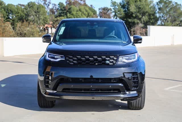 Thumbnail: 2025 Land Rover Discovery - 2