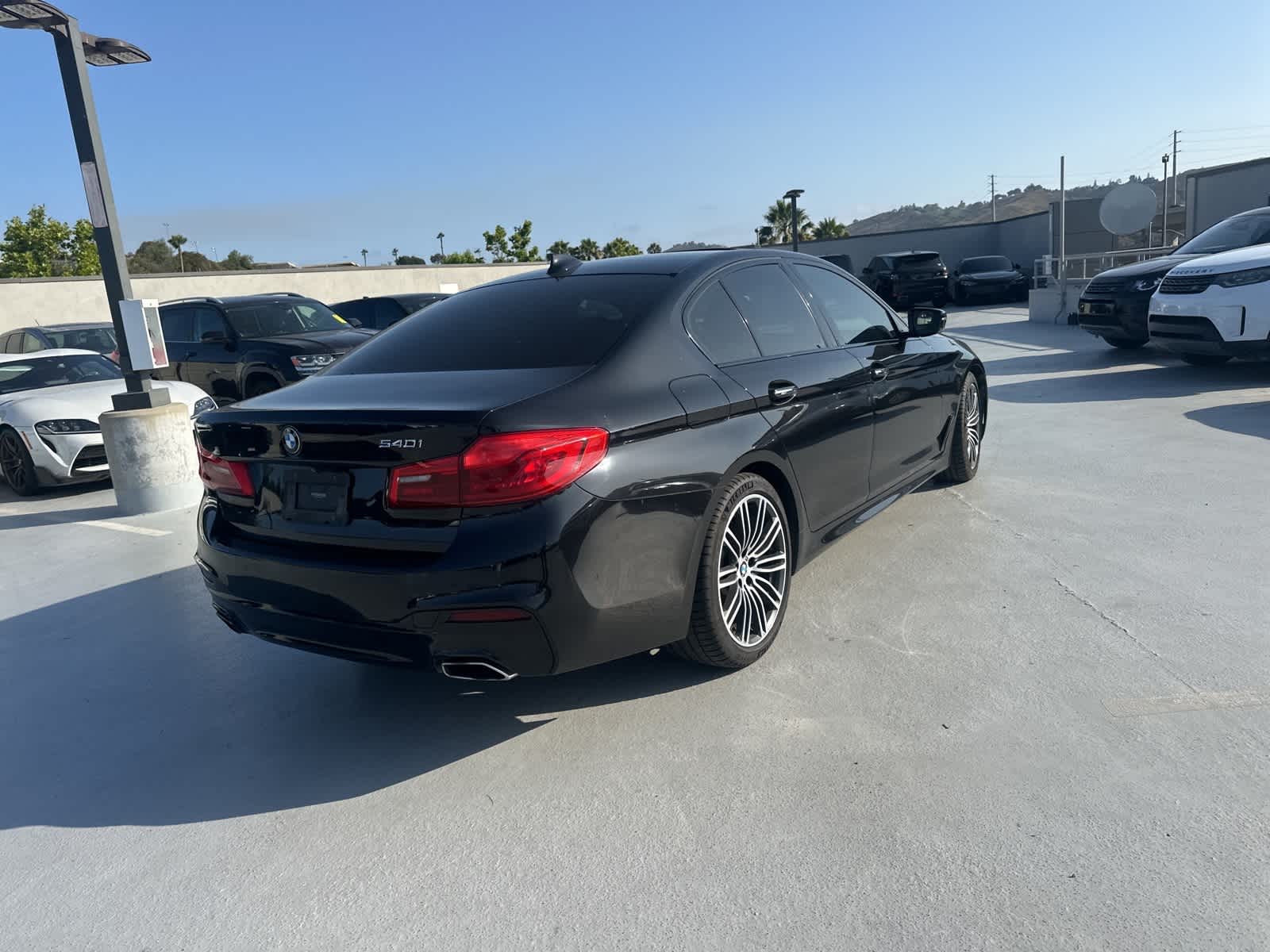 Thumbnail: 2017 BMW 5 Series - 6