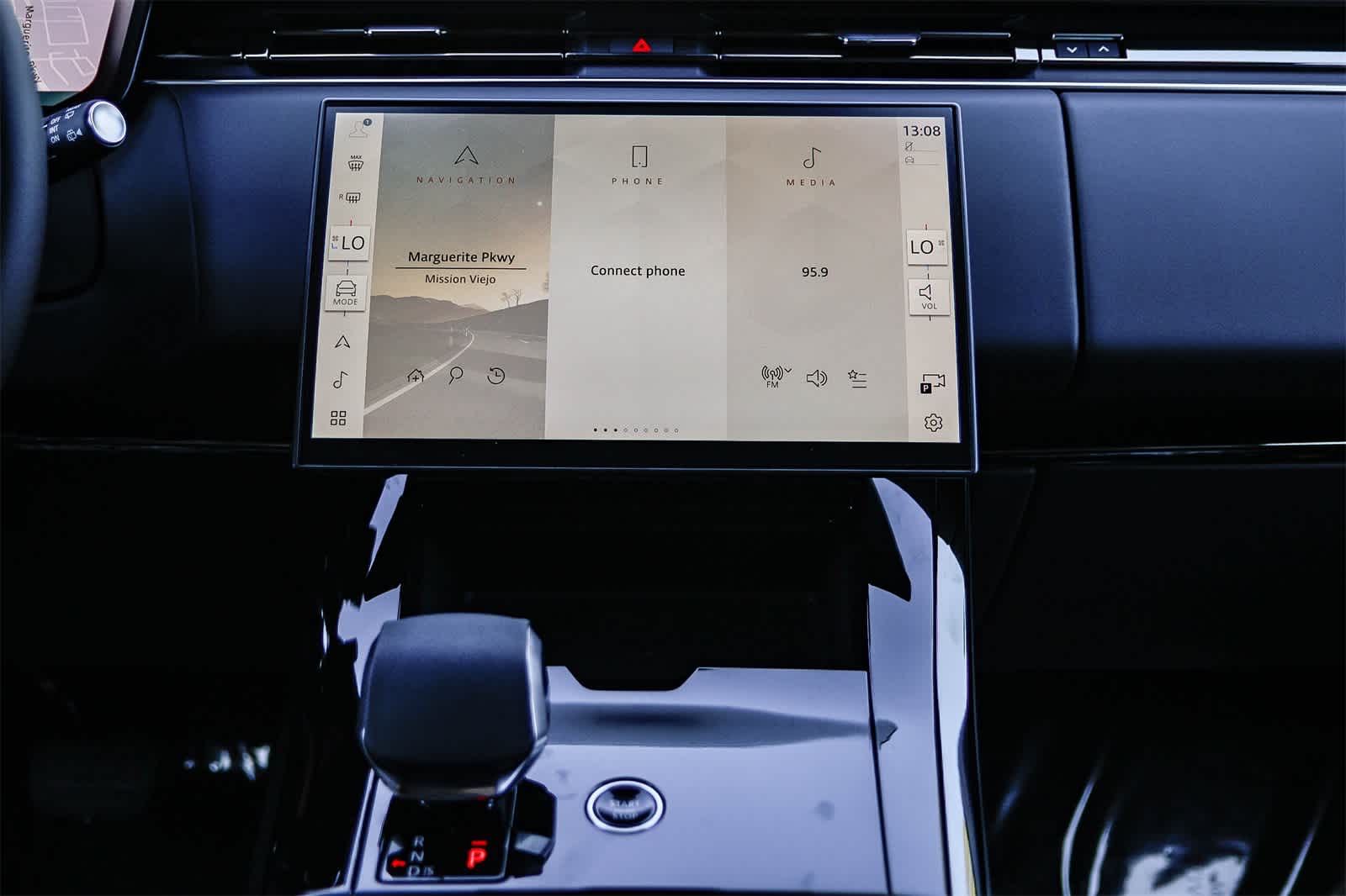 Thumbnail: 2026 Land Rover Range Rover Sport - 13