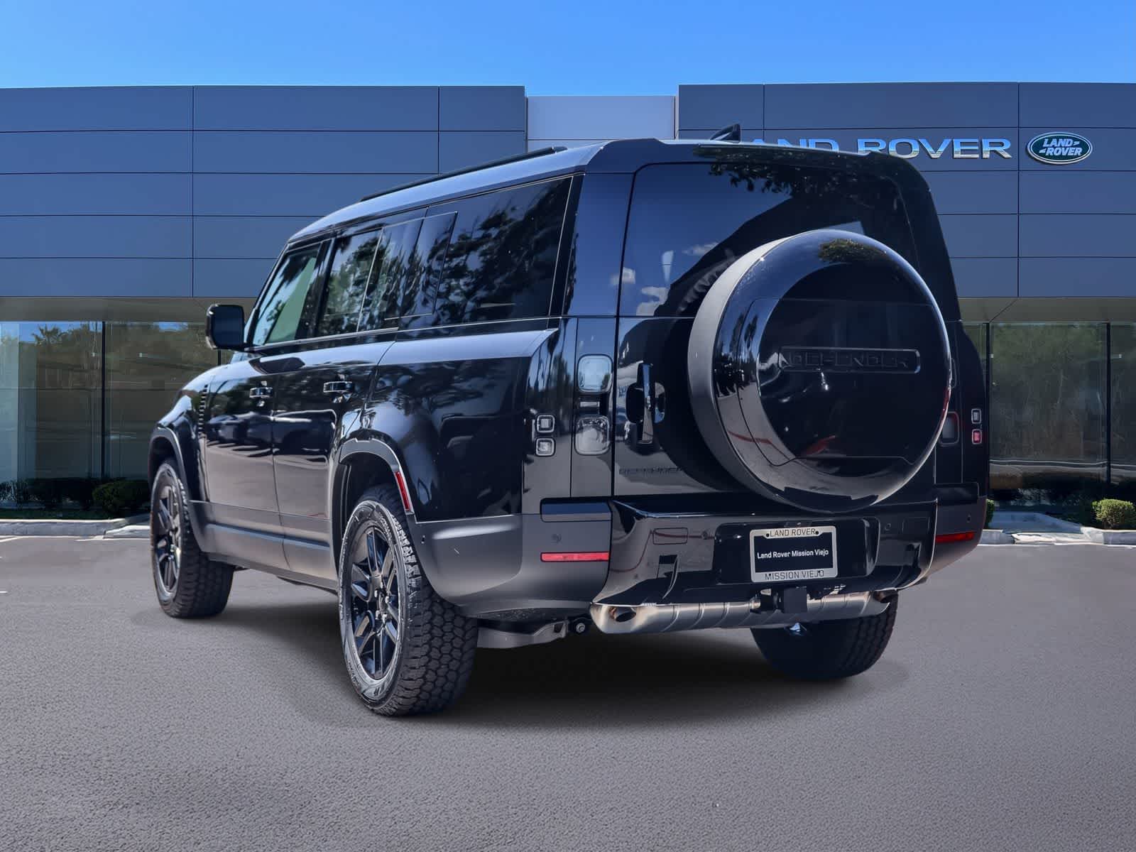 Thumbnail: 2026 Land Rover Defender - 6