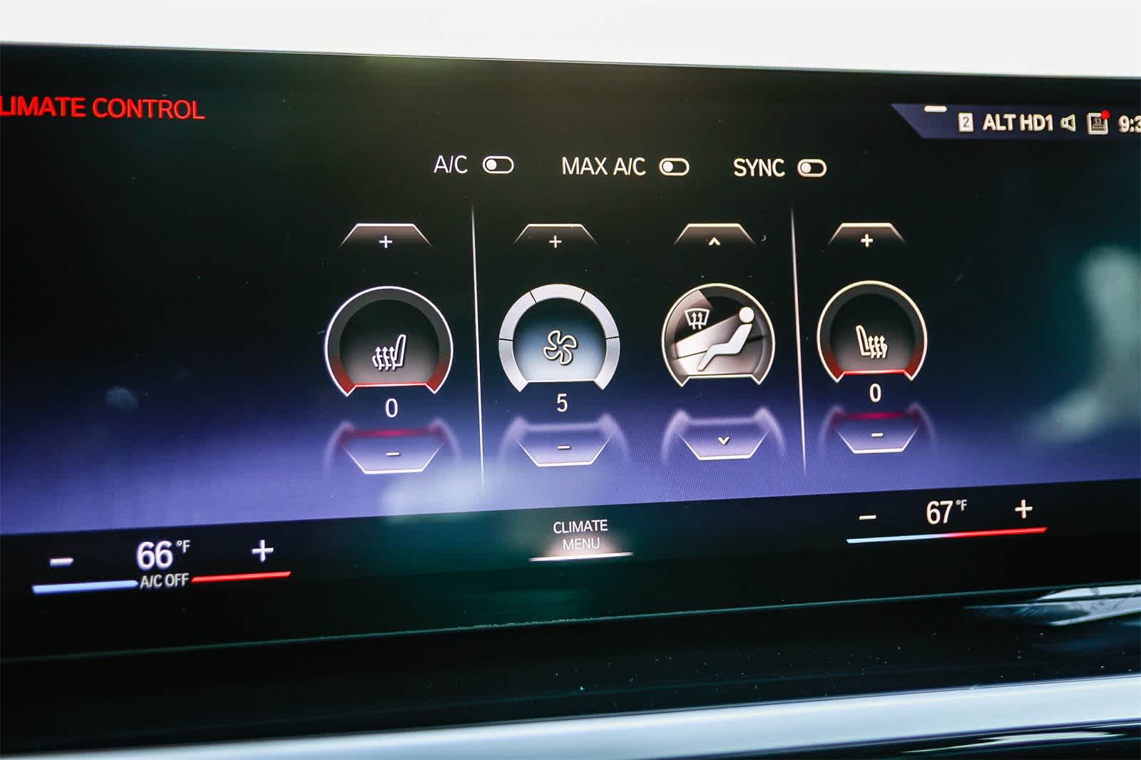 Thumbnail: 2023 BMW i4 - 25