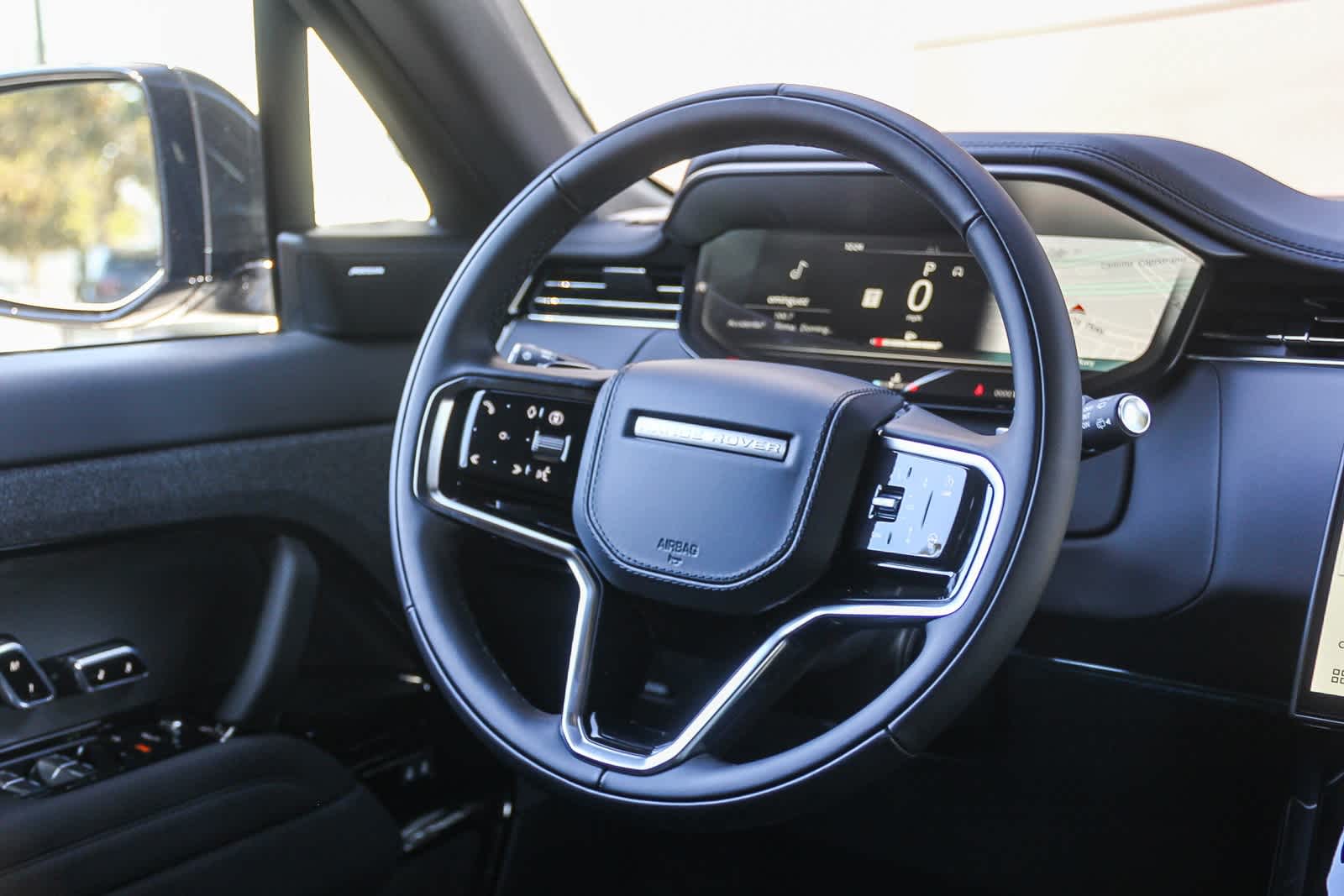 Thumbnail: 2025 Land Rover Range Rover Sport - 14