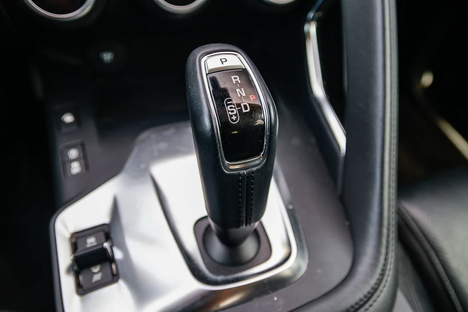 Thumbnail: 2020 Jaguar E-Pace - 23