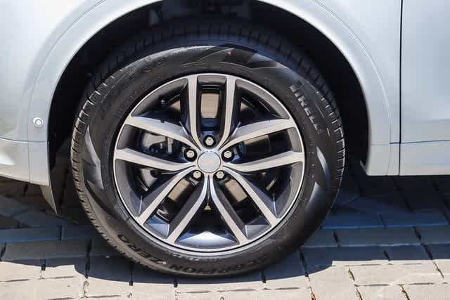 Thumbnail: 2024 Land Rover Discovery Sport - 9