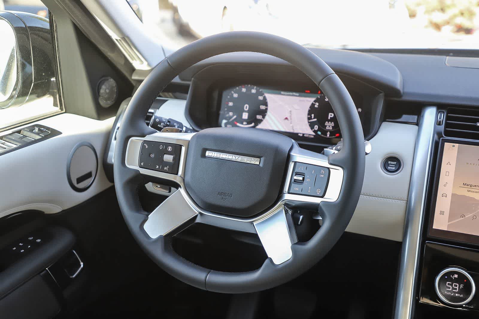 Thumbnail: 2026 Land Rover Discovery - 16