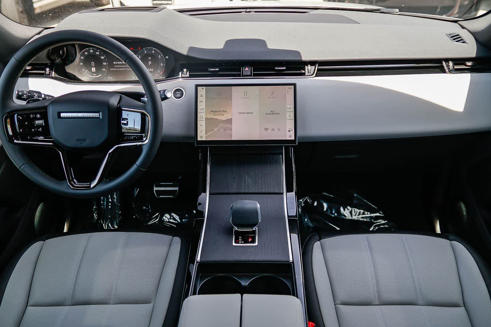 Thumbnail: 2026 Land Rover Range Rover Evoque - 12