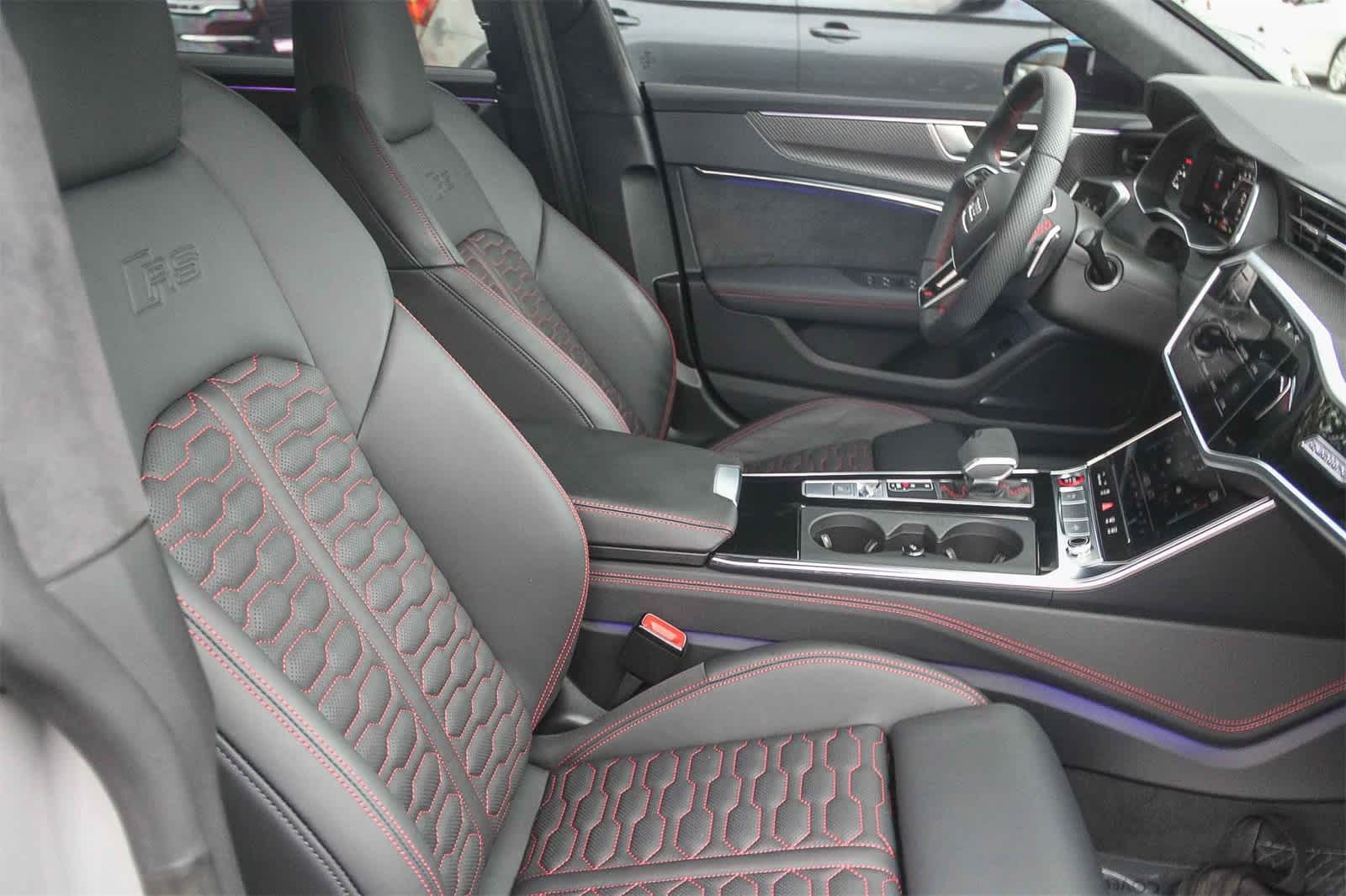 Thumbnail: 2024 Audi RS 7 - 23