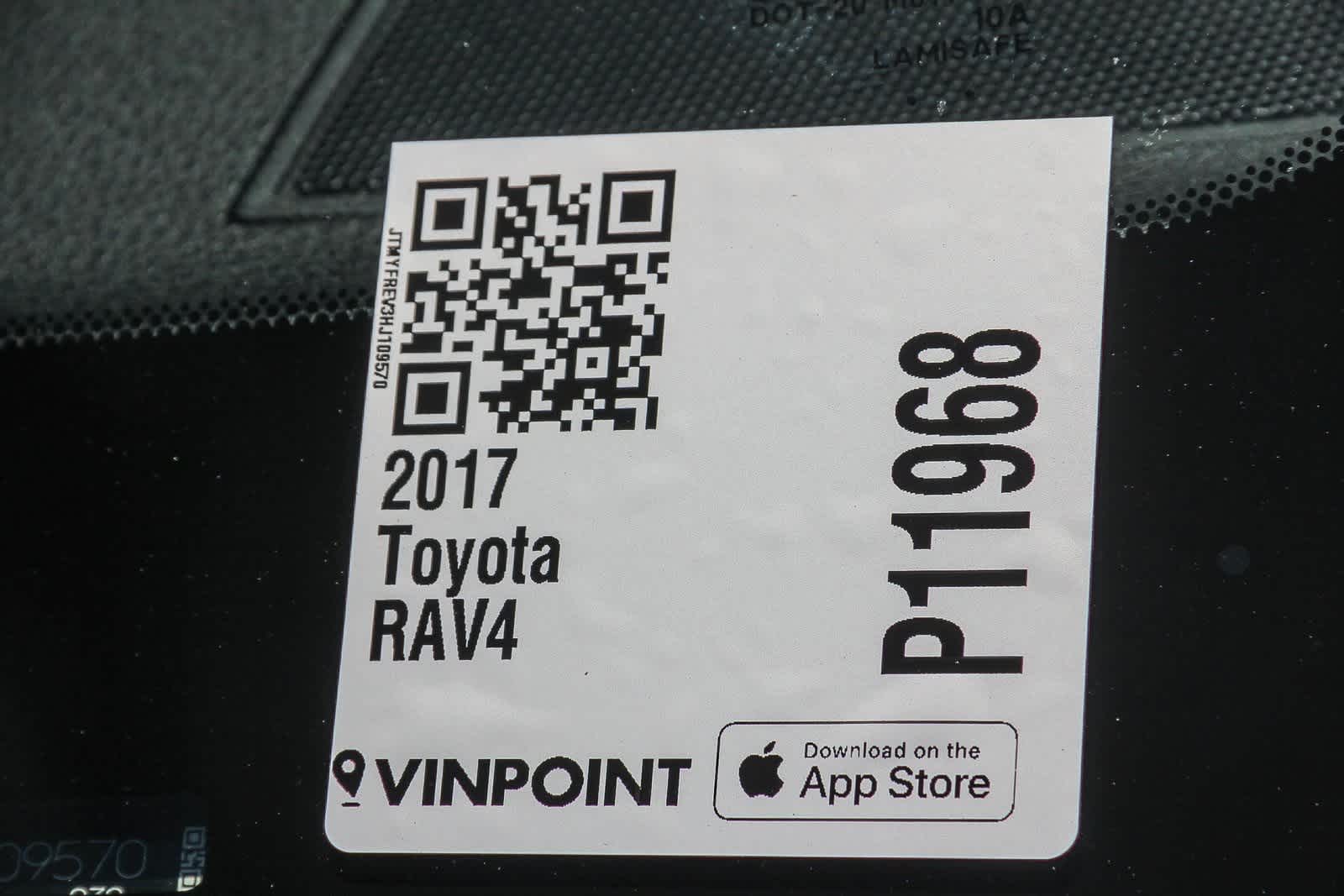 Thumbnail: 2017 Toyota RAV4 - 28