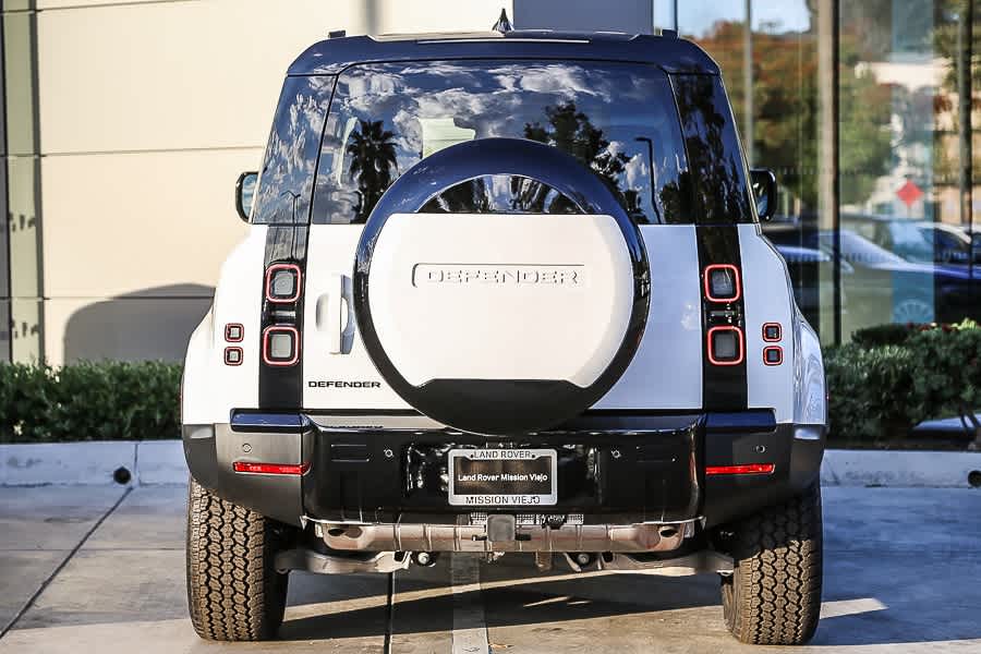 Thumbnail: 2026 Land Rover Defender - 7