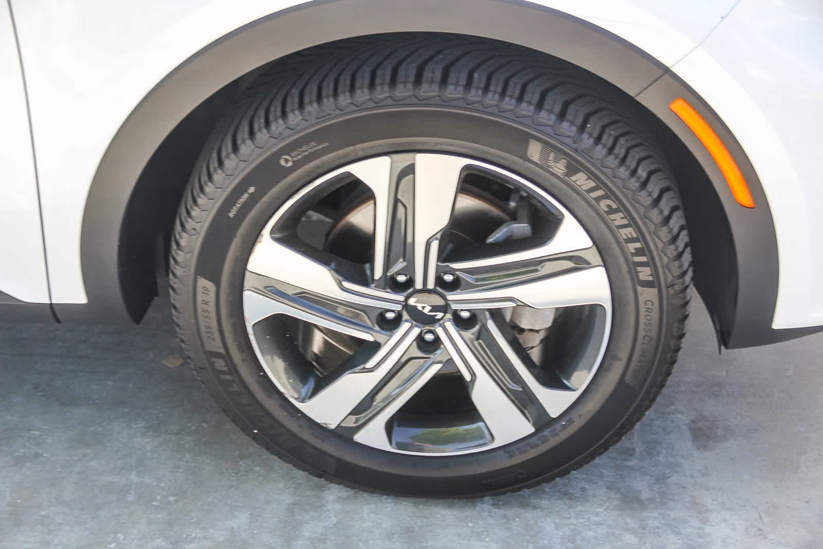 Thumbnail: 2023 Kia Sorento - 9