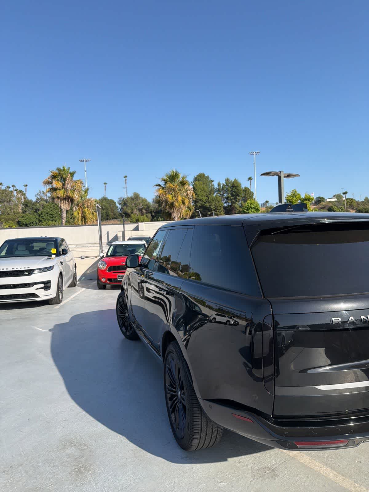 Thumbnail: 2025 Land Rover Range Rover - 5
