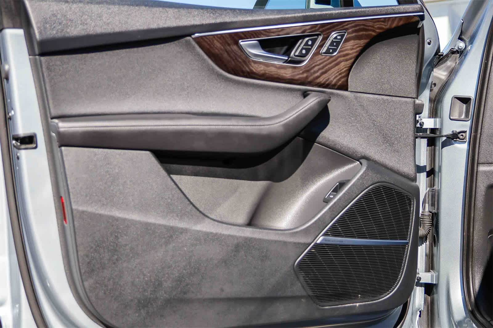 Thumbnail: 2023 Audi Q7 - 19