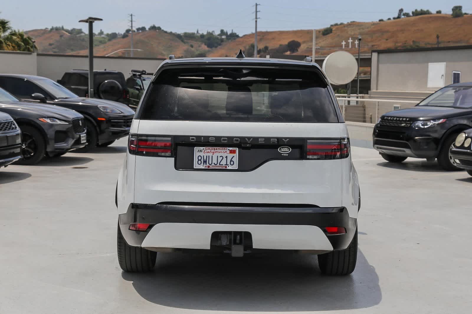 Thumbnail: 2021 Land Rover Discovery - 5